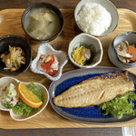 ほっとカフェ - 日替わりごはん♬ 1100円
            (お魚メニュー)