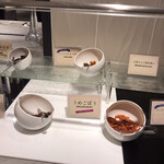 あさや - 朝食ショーウィンドウ