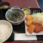 美好屋 - ミックスフライ定食(日替わりランチ)８００円