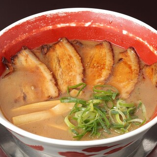 徳島ラーメン 麺王_1