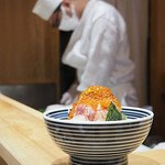 日本橋海鮮丼 つじ半 - 