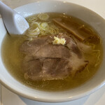 らーめん龍の涙 - 料理写真:白醤油らーめん