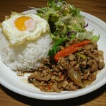 タイ料理 ギンカーオ - ガパオ