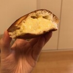 ブーランジェリーリリッカ - クリームパン