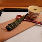 馬車道 大かわ - 粽寿司とホワイトアスパラのすり流し