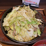 肉米 雄一飯店 - 半人前でも十分な量です