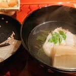 寿し道 桜田 - お椀、筍