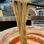 えびそば 緋彩 - 麺リフト