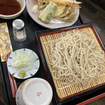 そば処八楽 - 料理写真: