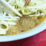 ラーメン二郎 - スープ