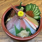 寿し割烹 八重 - 海鮮ちらし特上
