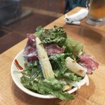 Gyuutan Sumiyaki Rikyuu - 牛タンサラダ