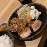 Sanzoku goya - 若鶏鉄板焼き定食