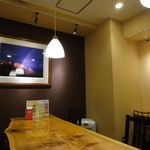 Cafe SEDONA - 大きなテーブルがあります。