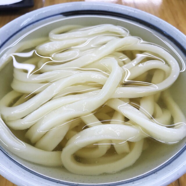 コシのある讃岐うどん By コスモス007 純手打ち讃岐うどん 蓮 たまプラーザ うどん 食べログ