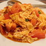 王記酒家 - トマトと玉子の塩味炒め（番茄炒蛋）