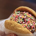 ニューニューヨーククラブ - アイスクリームサンドイッチ