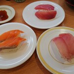 河童壽司 秋田御所野店 - ネタが落ちてます。(笑)