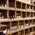 THE WHISKY PLUS - 店内の様子　ボトラーズ