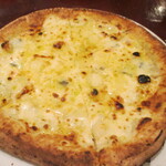 Pizzeria da TASAKI - クワトロフォルマッジ