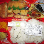 富惣　 髙島屋岡山店 - レディース弁当(肉じゃがコロッケとホタテの串）