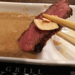 グリルキング - フライドガーリック＋ステーキソース