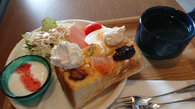 ゴッチェコーヒー Gocce Coffee 鷹野橋 カフェ 食べログ