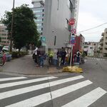 ラーメン二郎 - AM7:30到着で25人位の待ち！