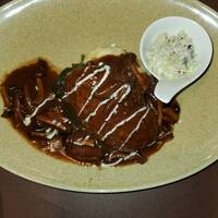 紅花別館 - ハンバーグ