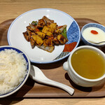 RANNOSHUBOKU - レバー中国豆炒め、ランチセット