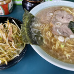 ラーメンショップ - 料理写真: