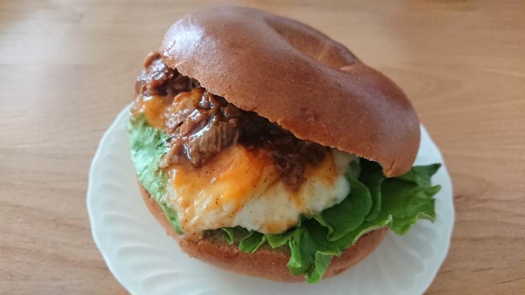 ブルーオパールの葉っぱとラピスマロンのアメリカンピアス