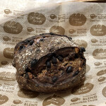 パンやきどころ RIKI - エスプレッソとショコラマロンノワゼット ¥270