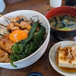 Tori No Ousama - 焼き鳥丼