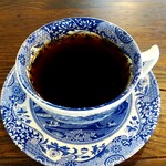 Kafe Rozu Ando Emu - 珈琲も美味しく、器も素敵です。
