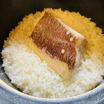 そば草香 - birthday特典で貰った
      鯛めし♡