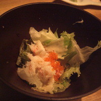 鉄板焼 摩天楼 東京スカイツリー・ソラマチ店 - ズワイ蟹のサラダ。薄味であっさり。