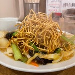 南海飯店 - かたい焼ソバの麺