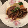 シェ・リボン - 料理写真:ポークロースのソテー¥2480(税込み)