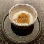 エクアトゥール - とうもろこしのフラン 雲丹 蕎麦の実