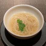 エクアトゥール - あさり出汁の麺