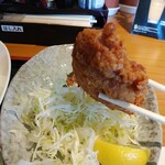 おらんち食堂 - から揚げは大きい