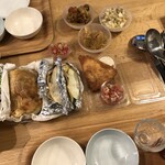 エミーズ キッチン - ケサディーヤ+チミチャンガ