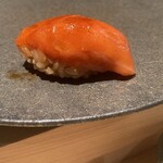 熟成鮨 万 - 桜鱒