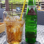 ムースヒルズバーガー - ウィルキンソンジンジャエール