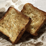 パンやきどころ RIKI - バタートースト ハーフ ３枚切 ¥300