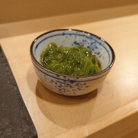 まんてん鮨 日比谷オクロジ店 - めかぶ
