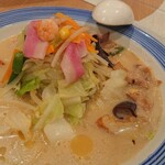 リンガーハット - 食欲をそそる一杯です♪