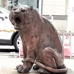 レストラン・ケルン - 虎像＠虎ノ門交差点