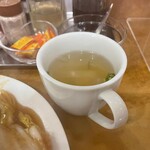 南海飯店 - かたい焼ソバ＋スープ